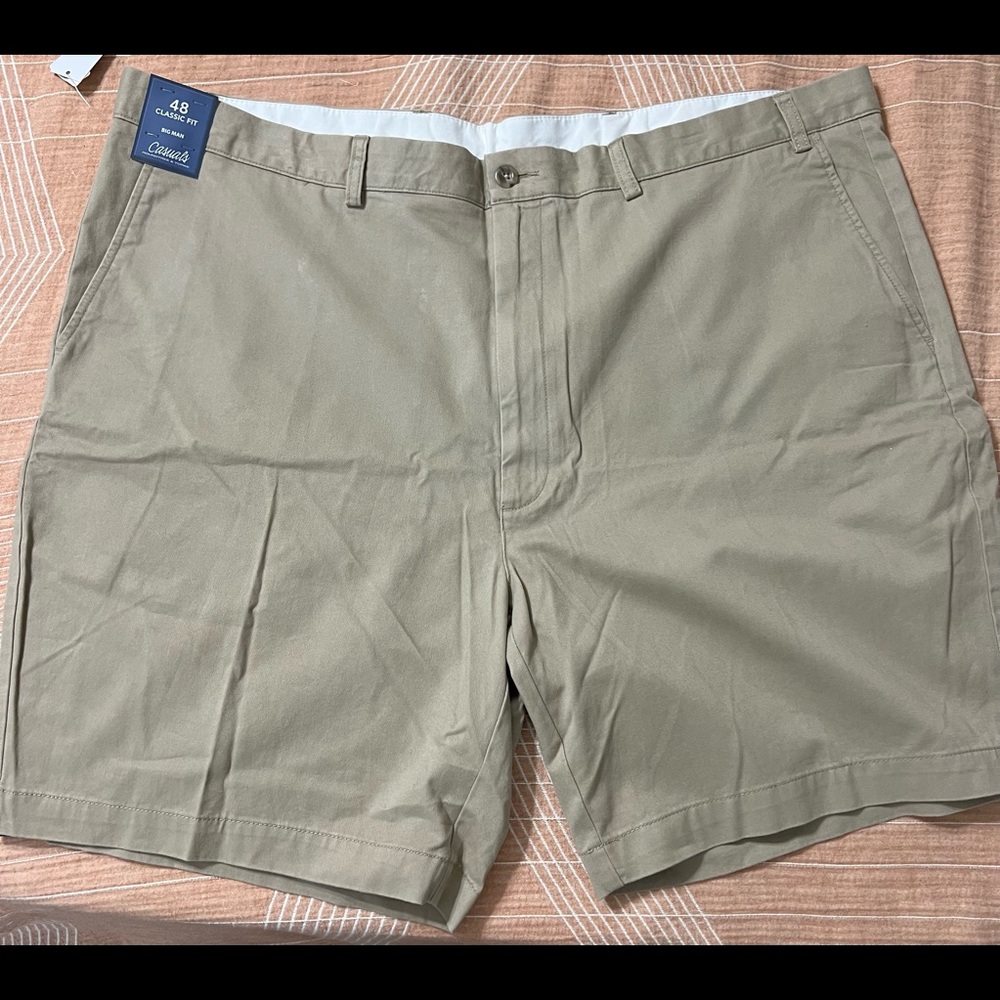 NWT Men’s Big and Tall - Khaki Classic Fit Shorts